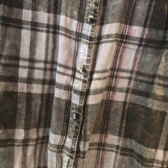 Women’s button down - Picture 2 of 3